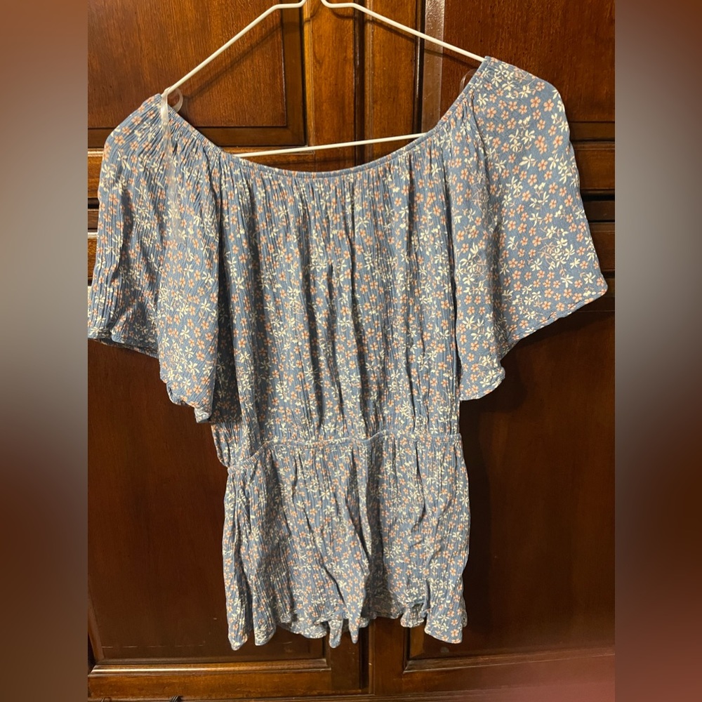 Womens Poplin Top *Boutique*